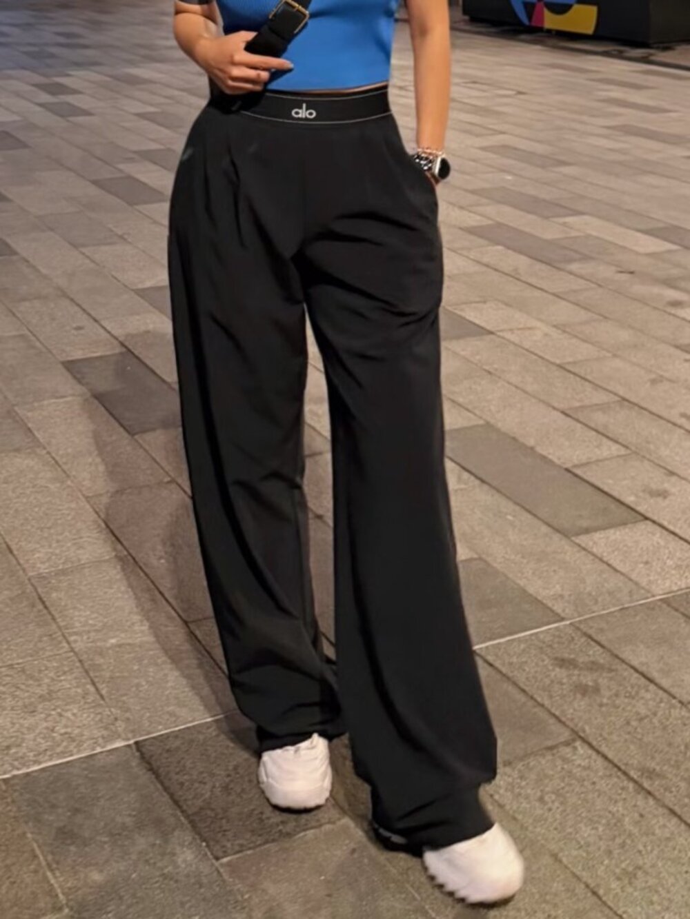 ALO Yoga🛶NWT Suit Up Trouser Black 30",elevates your everyday style.